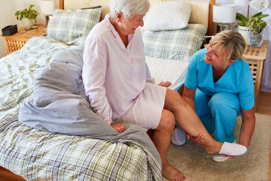 When Is It Time? The Signs Your Senior Needs 24/7 or Live-In Care